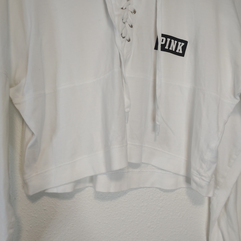 PINK Victoria's Secret White Lace-Up Neck Long Sleeve Cropped T-Shirt Size XS - Picture 8 of 10